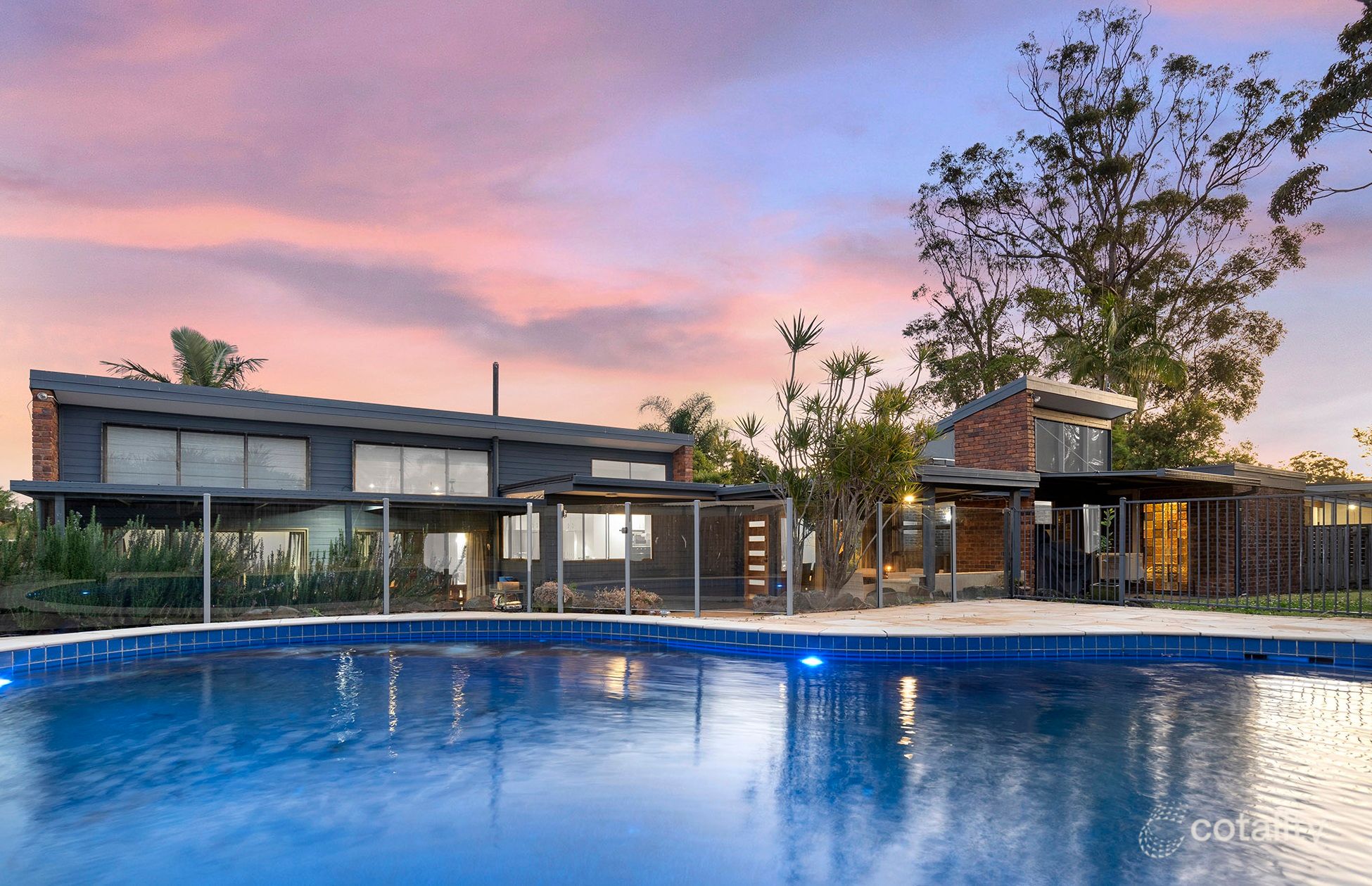 7 Pira Ct, Ashmore, QLD 4214