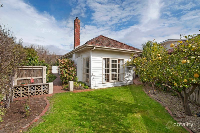 21 Warrigal Rd, Mentone, VIC 3194