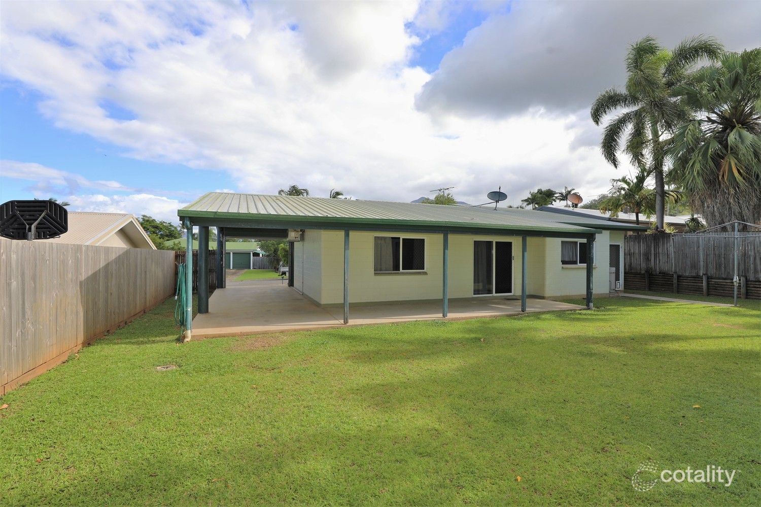 8 Percy St, Mount Sheridan, QLD 4868