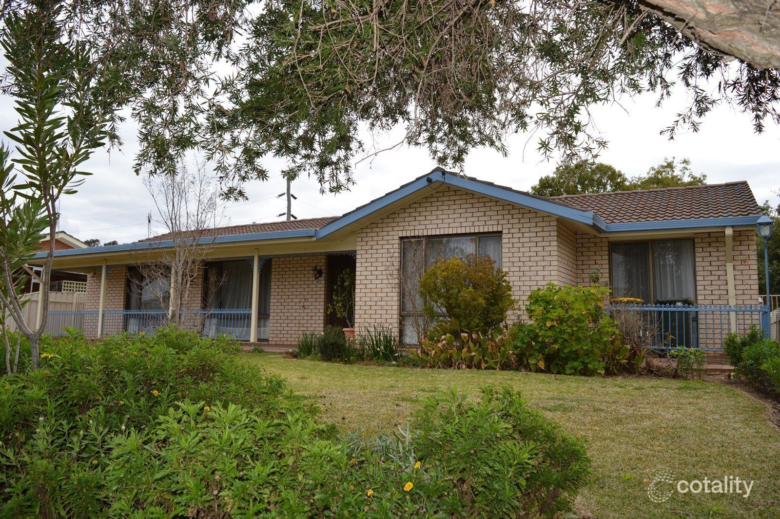 5 Iris St, Gilgandra, NSW 2827