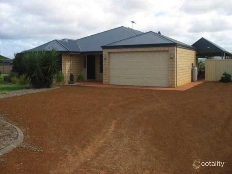 31 Dressage Cir, Deepdale, WA 6532