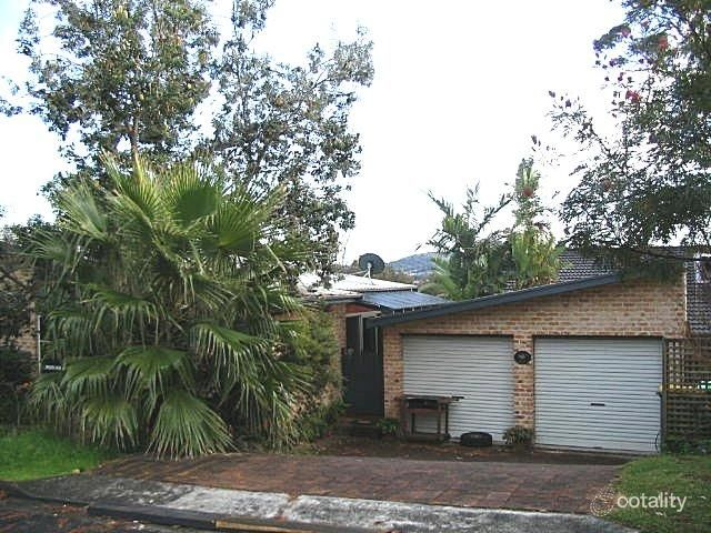 3 Merindah Ave, Green Point, NSW 2251
