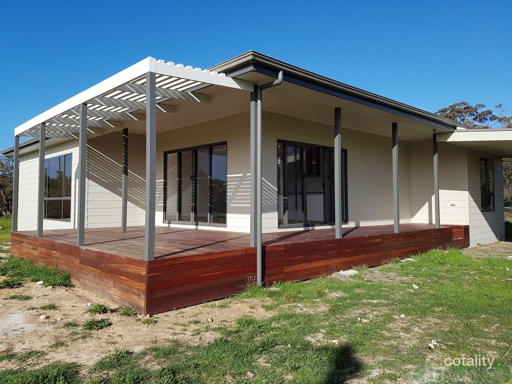 18 Beach Cres, Baudin Beach, SA 5222