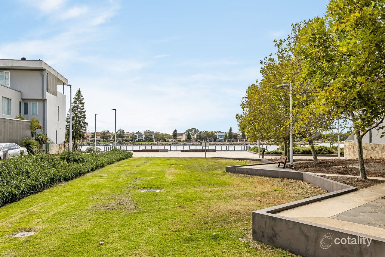 305/6-8 Wirra Dr, New Port, SA 5015