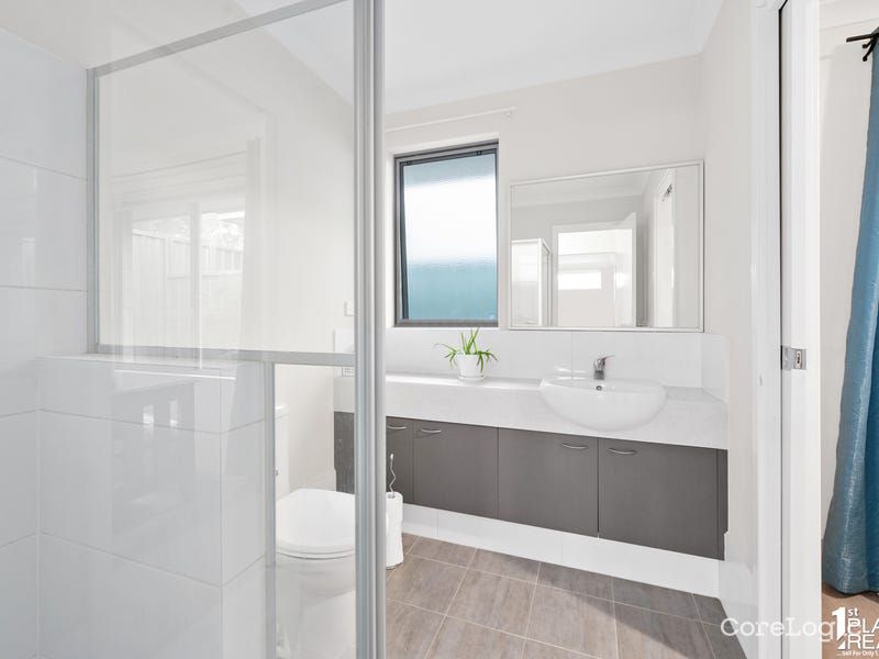 28 Encourage Loop, Dudley Park, WA 6210