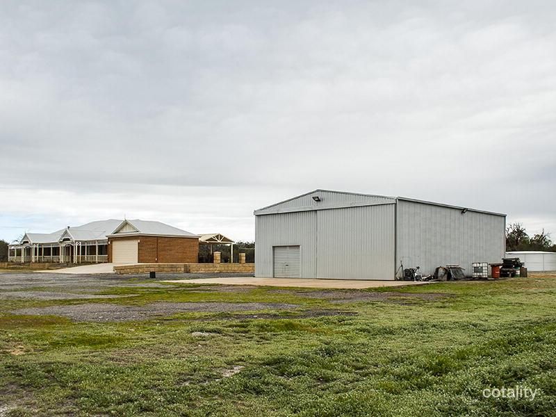 223 Oxley Rd, Forrestdale, WA 6112