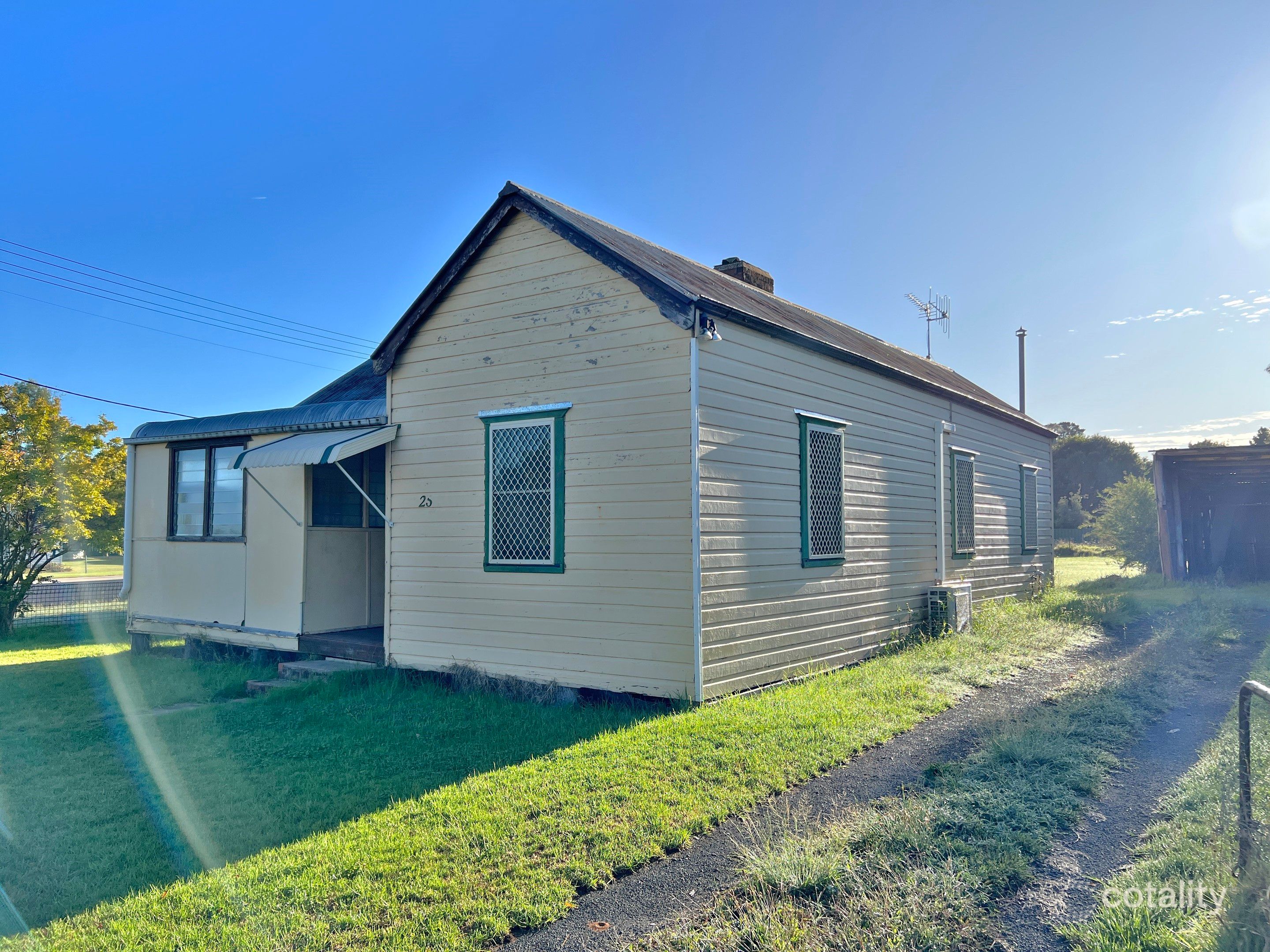 25 Charles St, Coonabarabran, NSW 2357