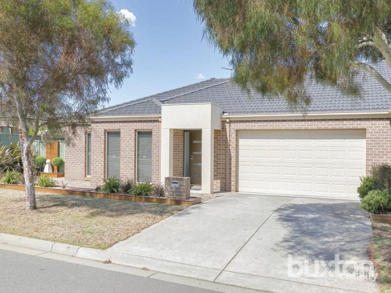 13 Coventry St, Miners Rest, VIC 3352