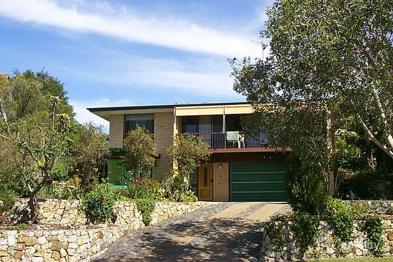 3 Redgrave St, Stafford Heights, QLD 4053