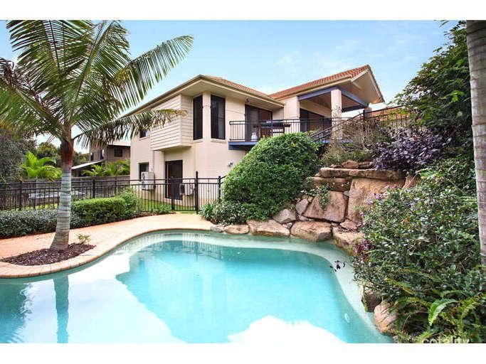 17 Mukurta St, Chapel Hill, QLD 4069