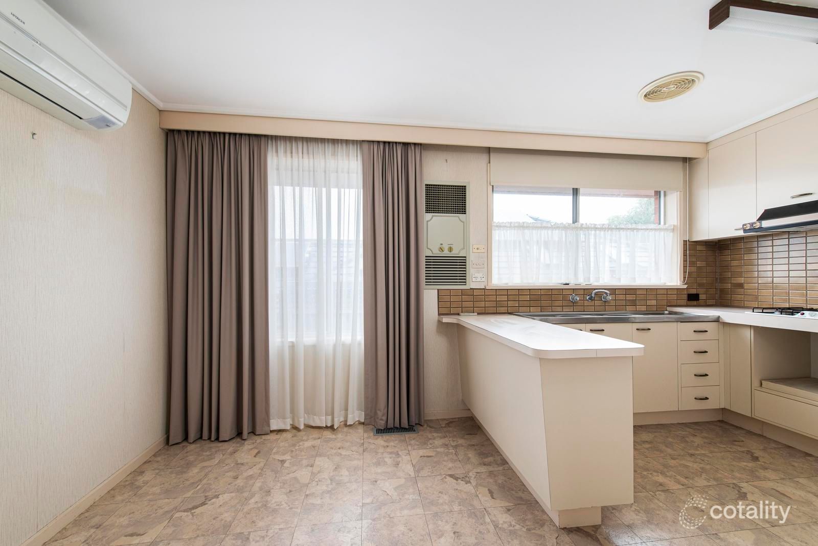 2/11 Hotham St, Mont Albert, VIC 3127