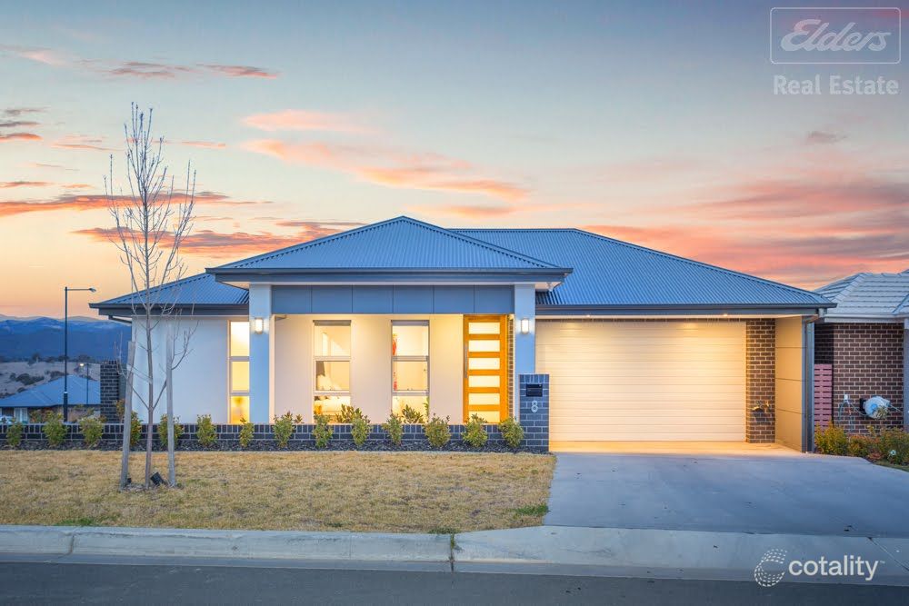 8 Aitken St, Googong, NSW 2620