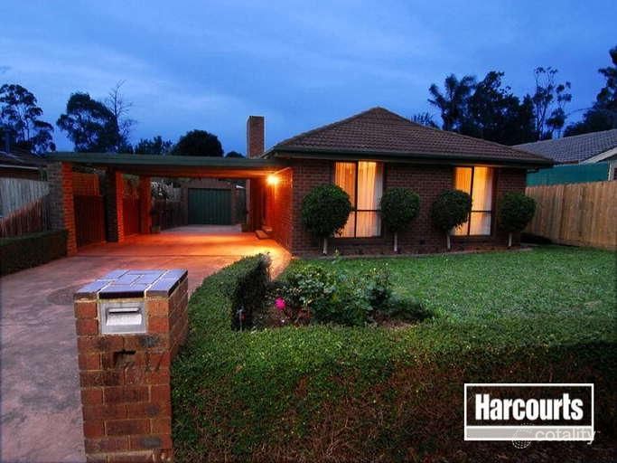 17 Ravensthorpe Cres, Narre Warren, VIC 3805