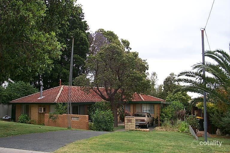 6 Sonego Ave, Kelmscott, WA 6111