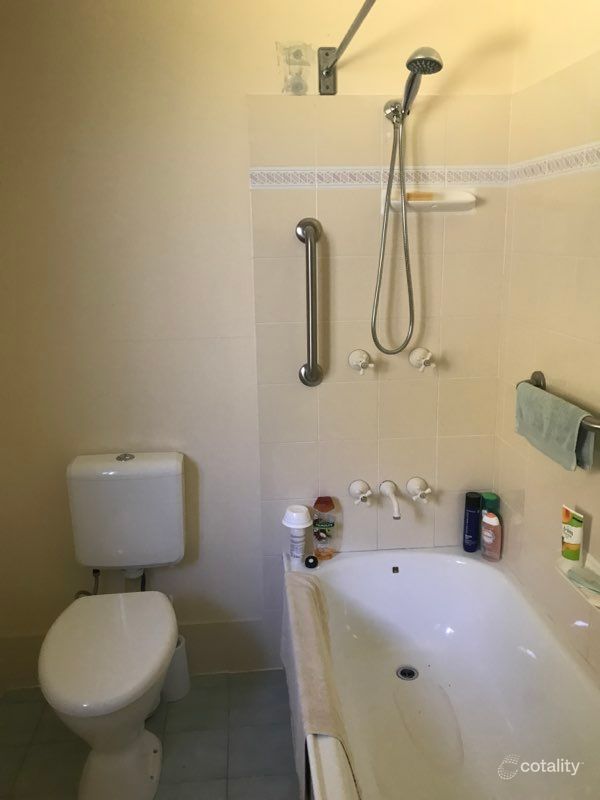 75 Eleanor St, Carina, QLD 4152