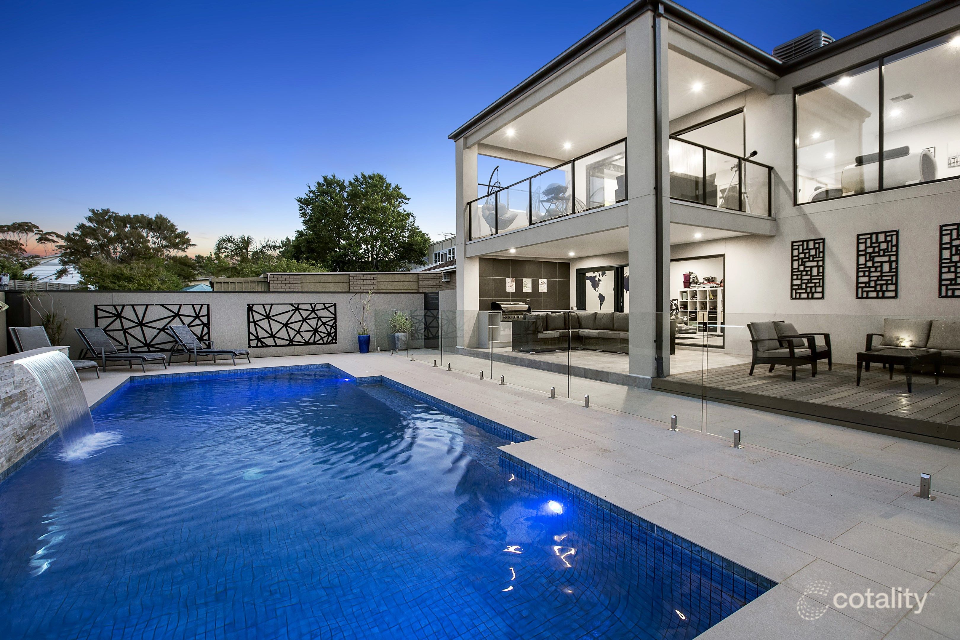 65 Rosserdale Cres, Mount Eliza, VIC 3930
