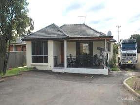 1 Huddleston St, Colyton, NSW 2760