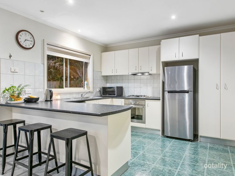 2/1 Mellowood Ct, Ferntree Gully, VIC 3156