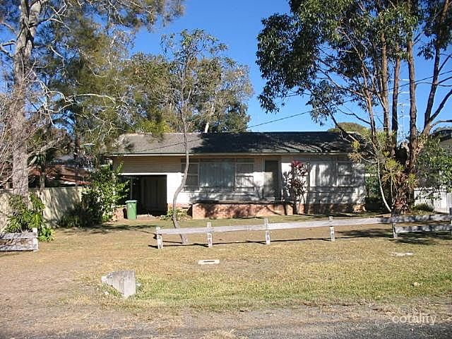 39 Fourth Ave, Toukley, NSW 2263