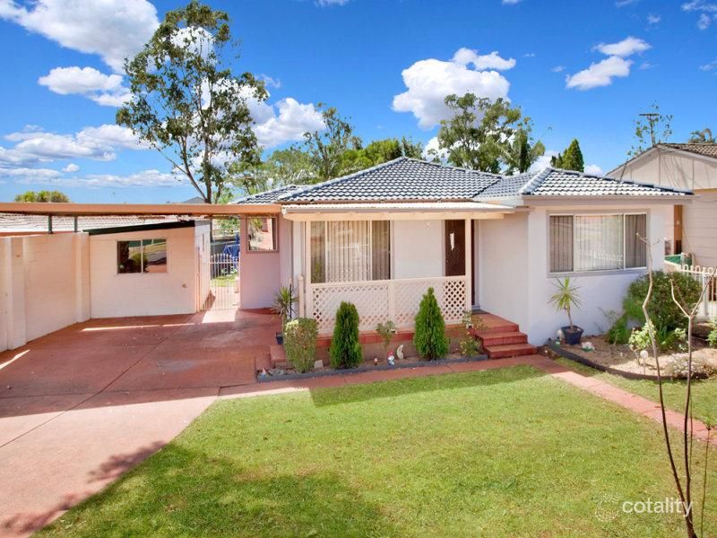 17 Onslow St, St Clair, NSW 2759