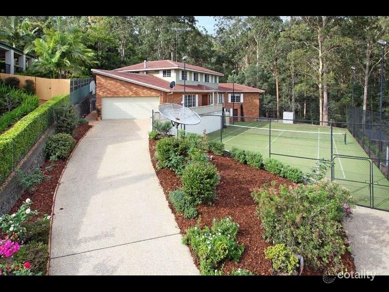 24 Ringway Pl, Chapel Hill, QLD 4069