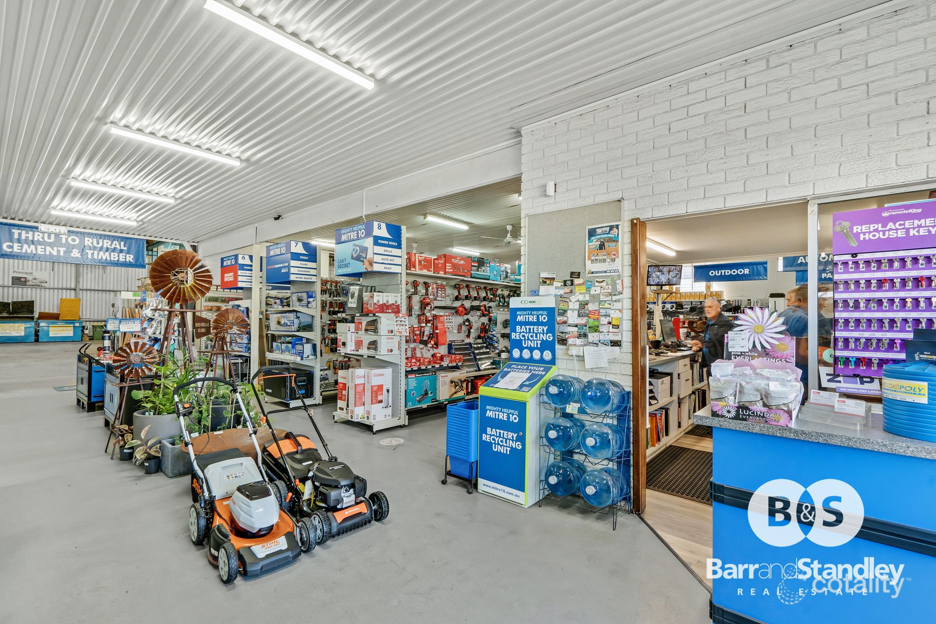 58 South Western Hwy, Waroona, WA 6215