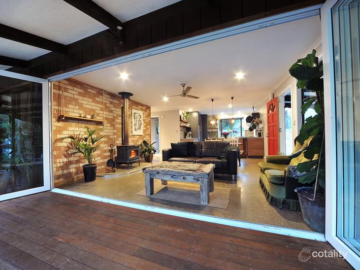 38 Kinabalu Dr, Tamborine Mountain, QLD 4272