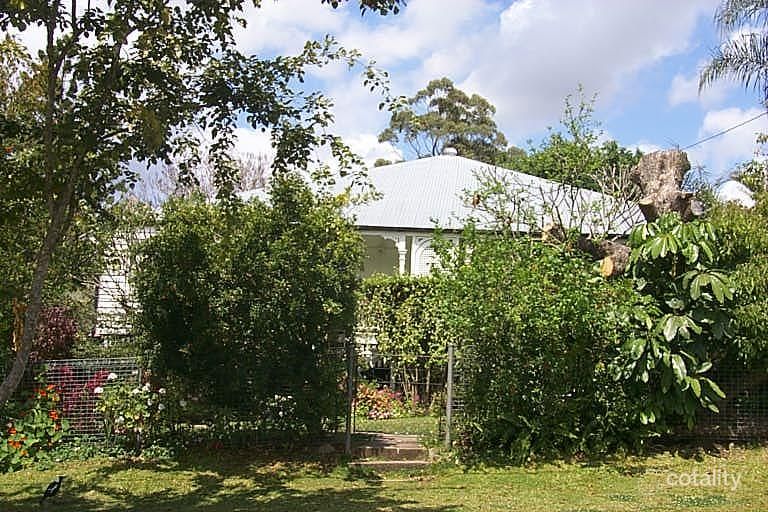 68 Quarry Rd, Sherwood, QLD 4075