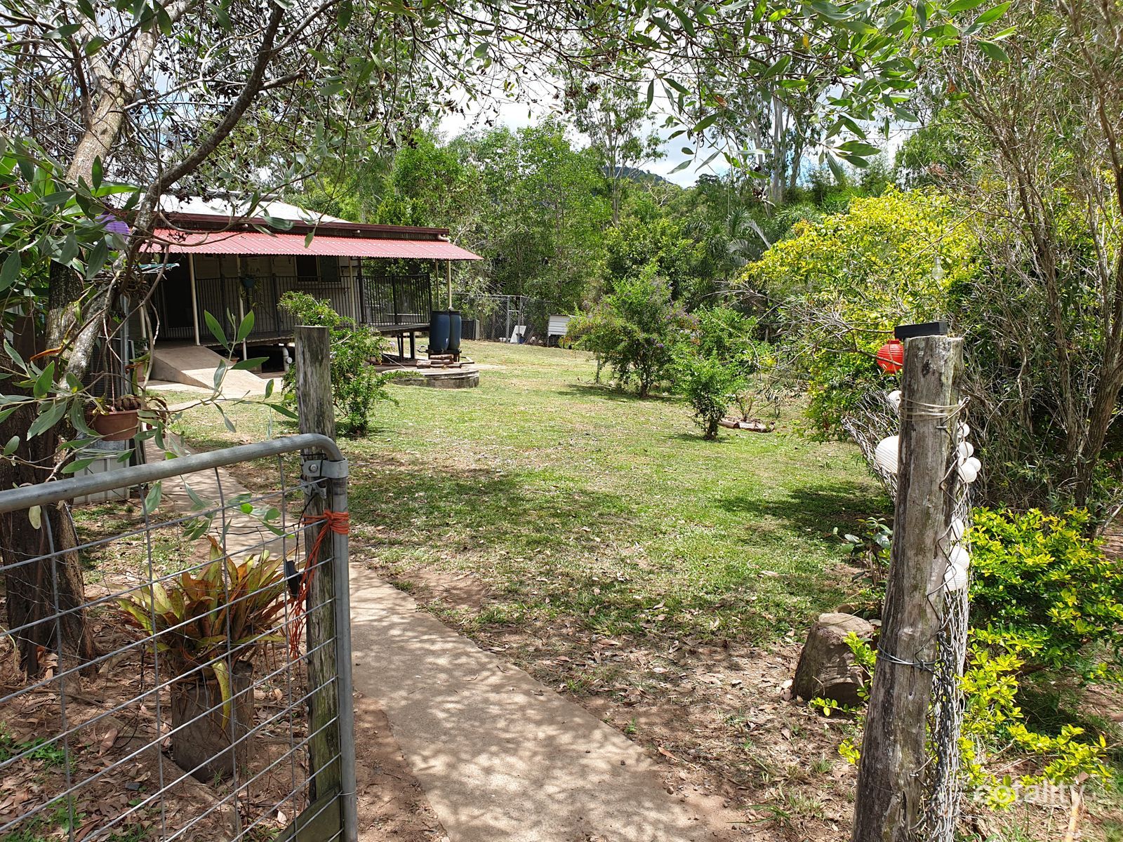 547 Middle Creek Rd, Sarina, QLD 4737