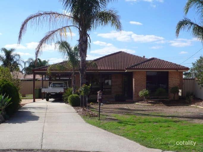 28 Wilby Pl, Thornlie, WA 6108