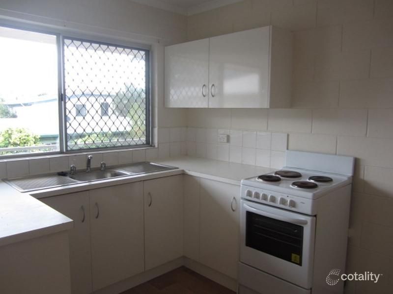 6/239-241 Lyons St, Westcourt, QLD 4870