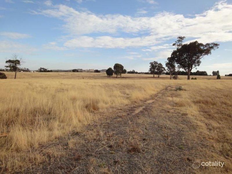 172 Hamilton Way, Lockwood South, VIC 3551