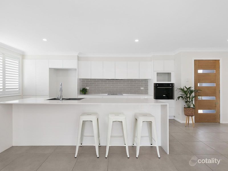 38 Macquarie Ave, Cessnock, NSW 2325