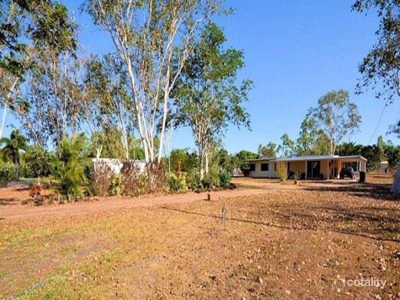 11 Heferen, Black River, QLD 4818
