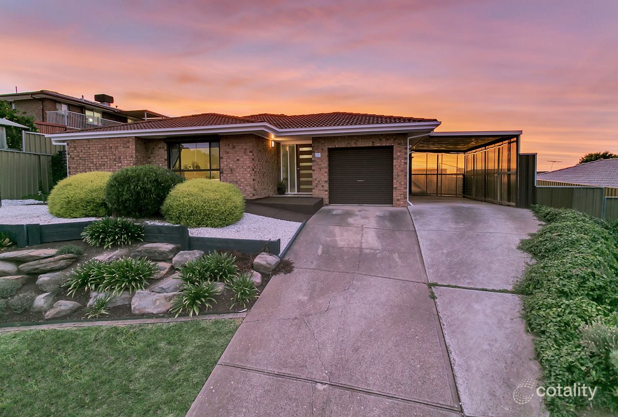 19 Admella Ct, Hallett Cove, SA 5158