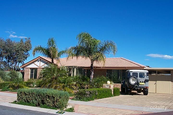 71 Addington Way, Marangaroo, WA 6064