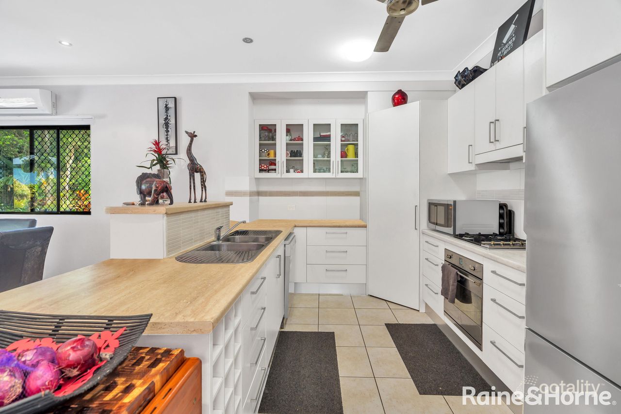 12 Dalgleish St, Kurrimine Beach, QLD 4871