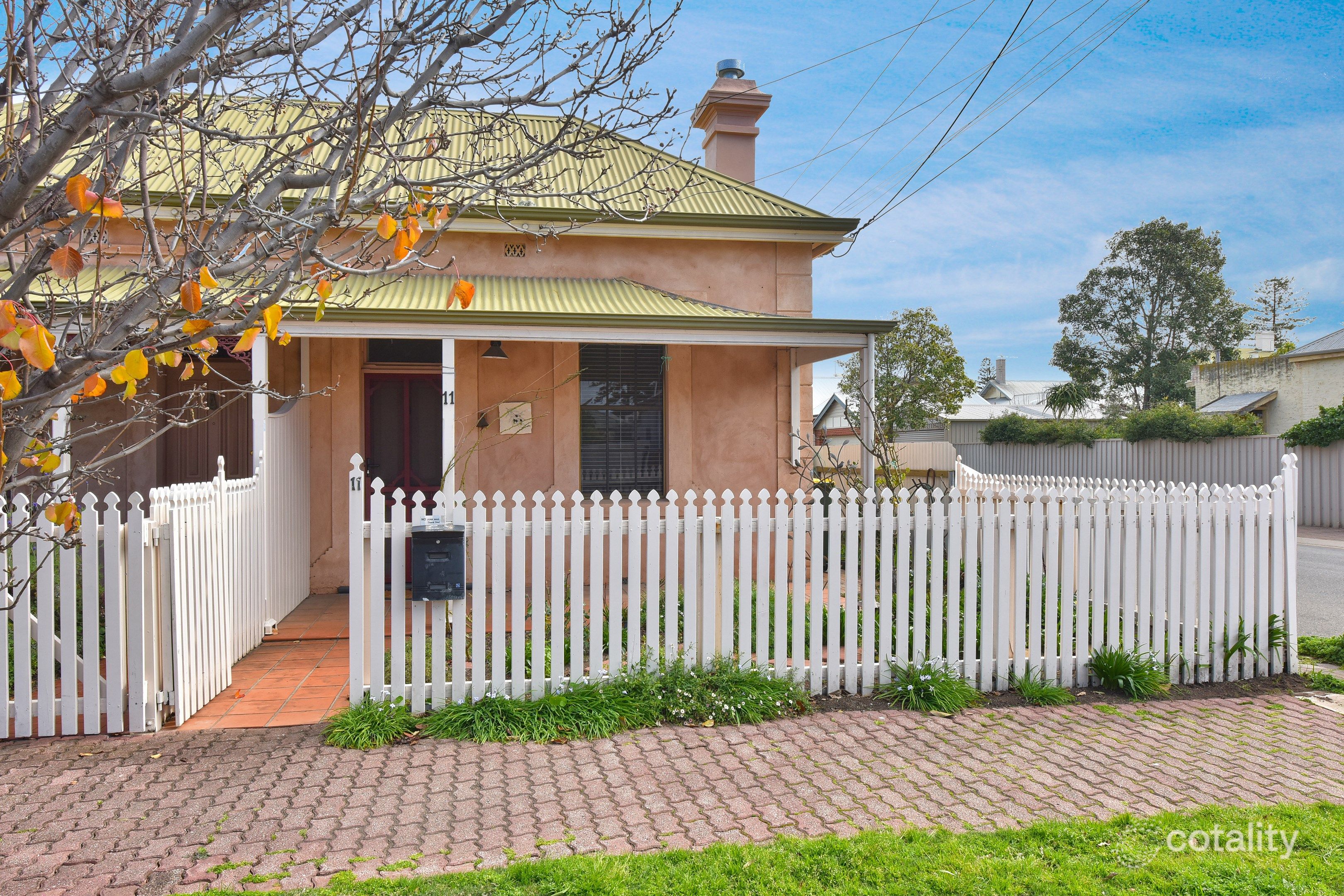 11 Hastings St, Glenelg South, SA 5045