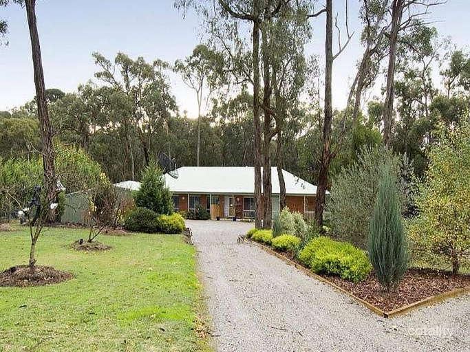 175 Clegg Rd, Mount Evelyn, VIC 3796