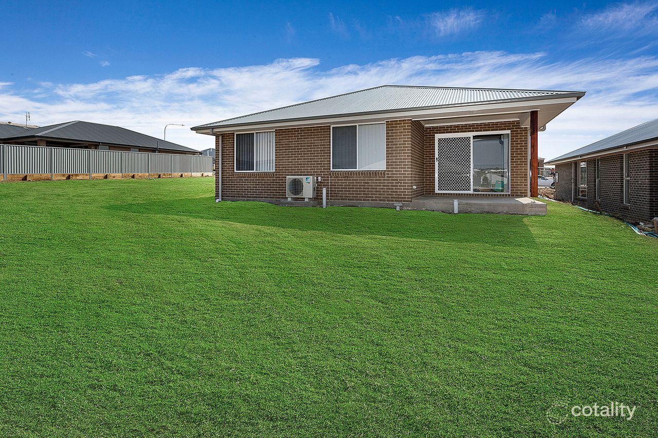 102 Caladenia Cres, South Nowra, NSW 2541