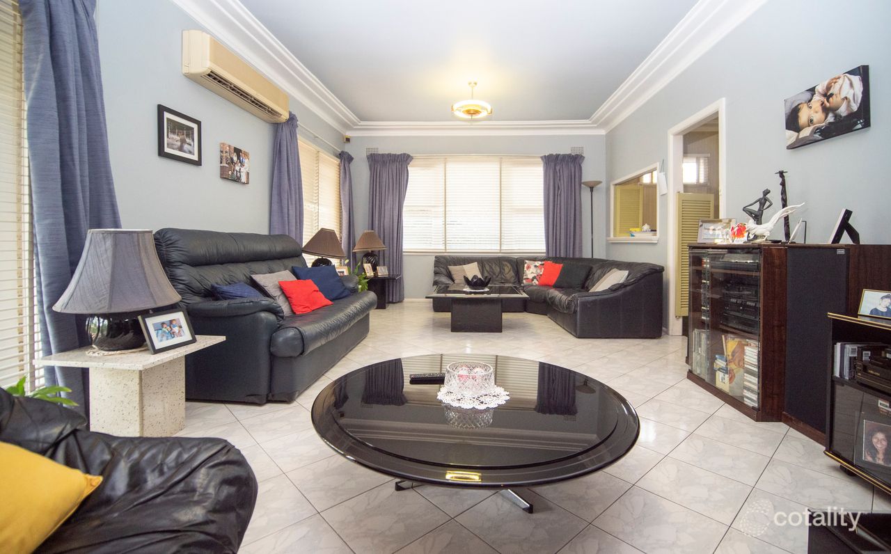 21 Edgar St, Yagoona, NSW 2199