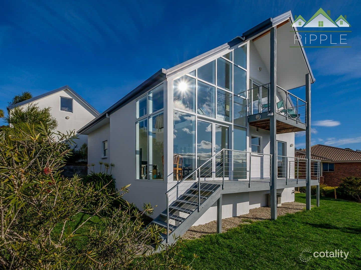 27 Tahune Cres, Blackmans Bay, TAS 7052