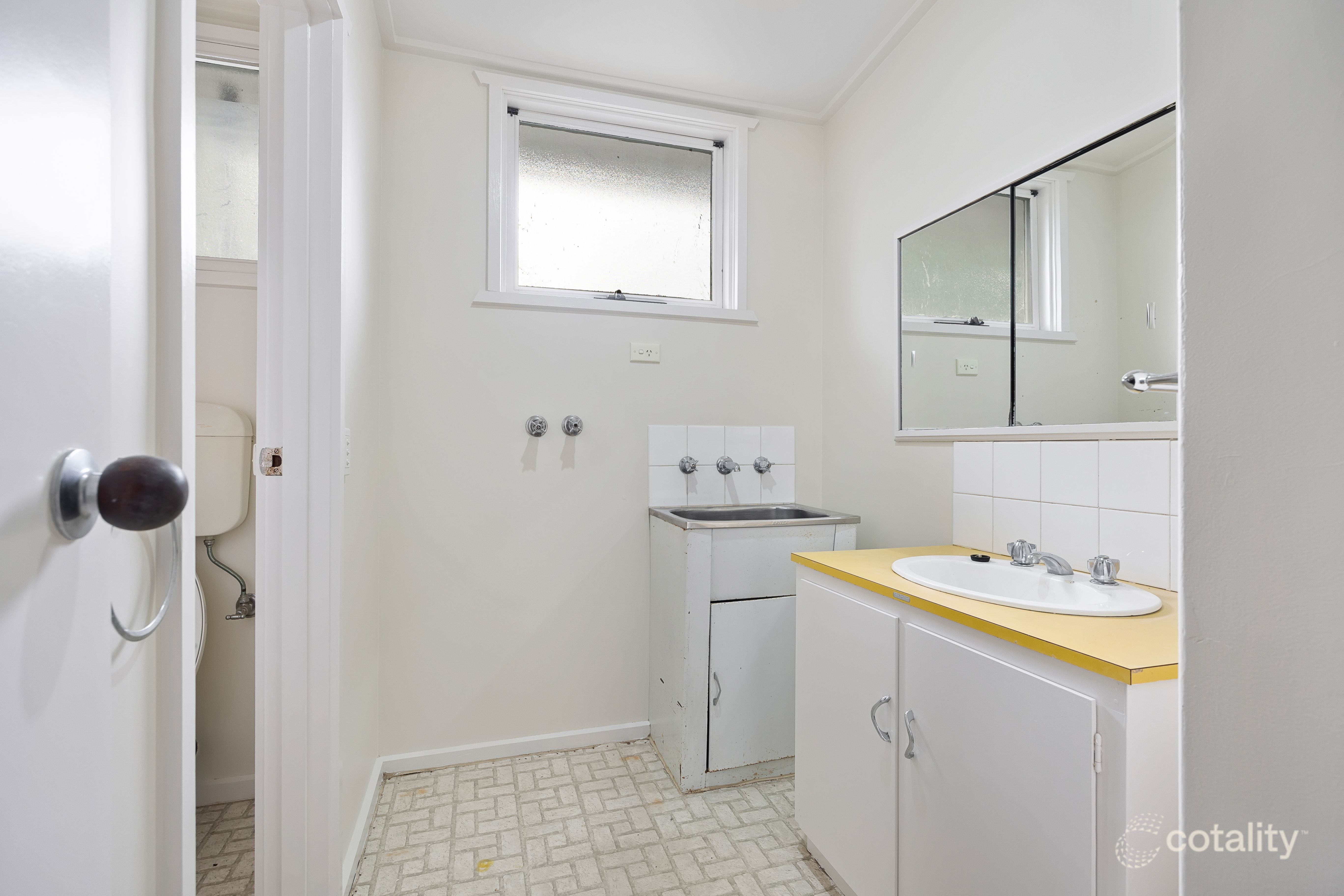 8b Rathkeale Ave, Mount Helen, VIC 3350