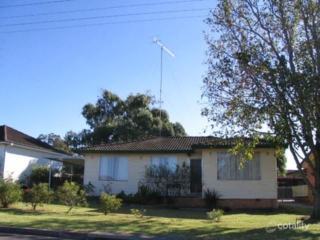 120 Wentworth St, Oak Flats, NSW 2529
