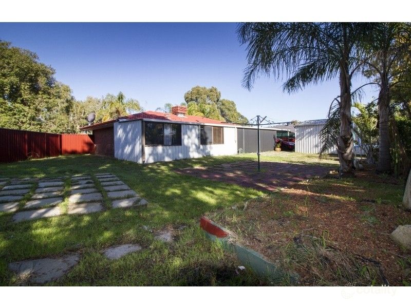 13 The Elbow, Swan View, WA 6056