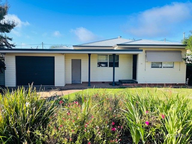 26 Cudgerie Ave, Leeton, NSW 2705