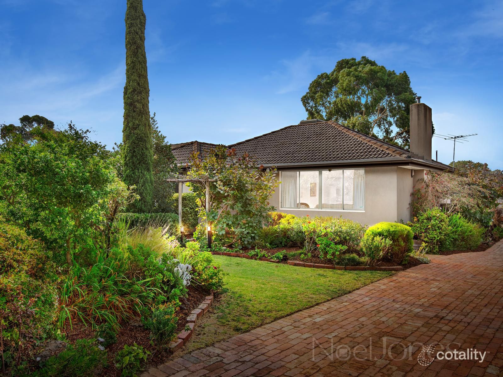 1/19 Sellick Dr, Croydon, VIC 3136