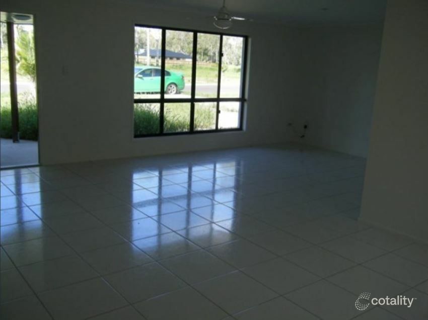 17 Regency Rd, Moore Park Beach, QLD 4670