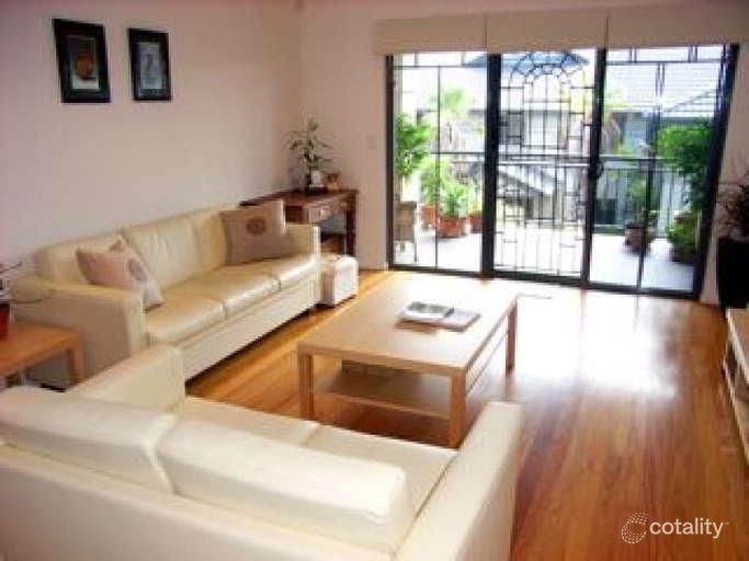 2/90 Darley St, Mona Vale, NSW 2103