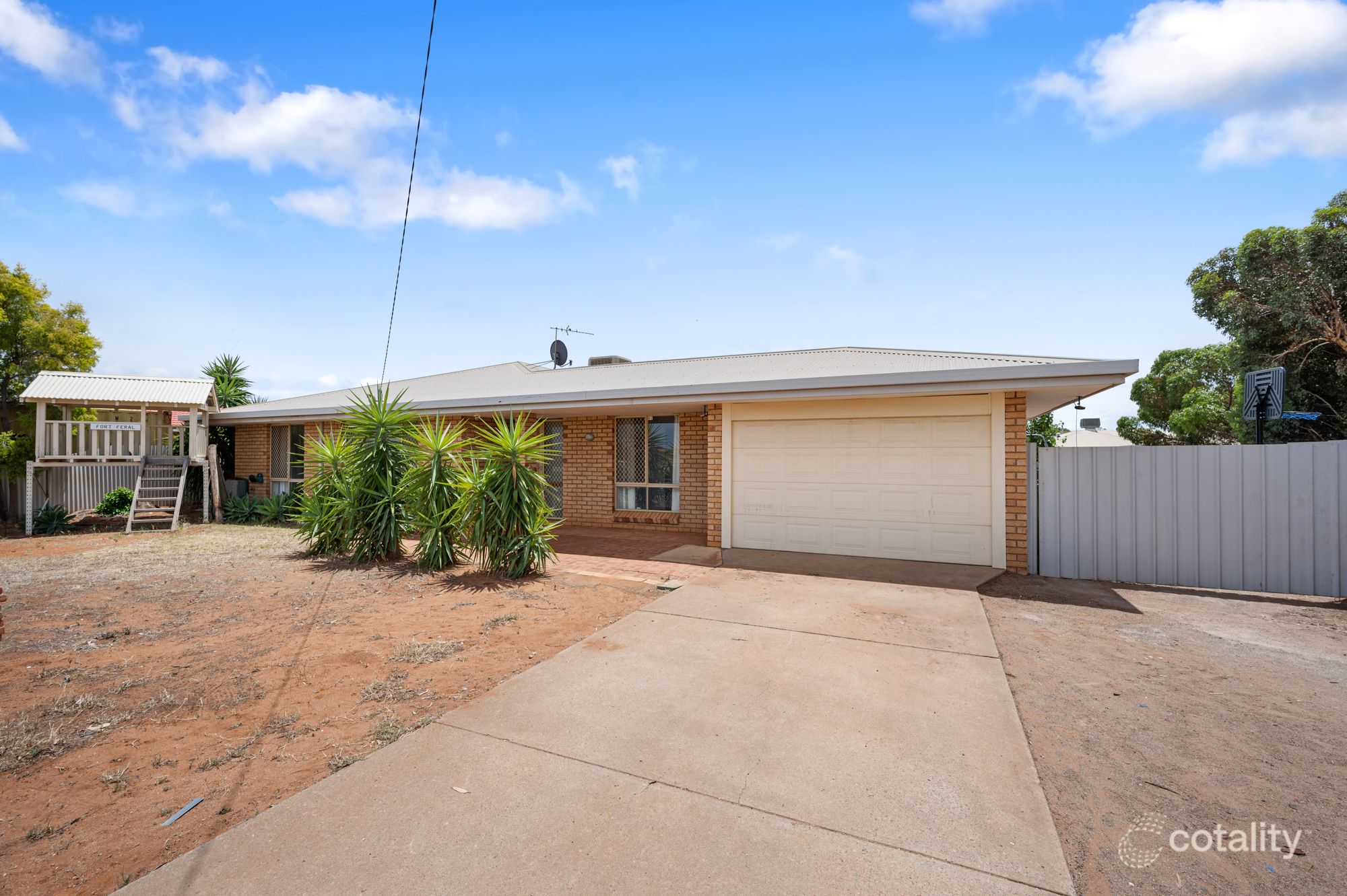 82 Graeme St, Hannans, WA 6430